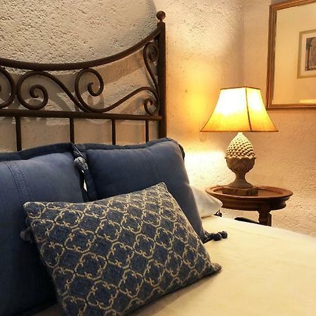 Hotel Lo De Bernal Antigua Bagian luar foto