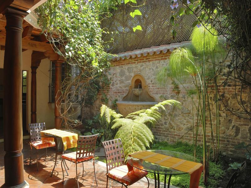 Hotel Lo De Bernal Antigua Bagian luar foto