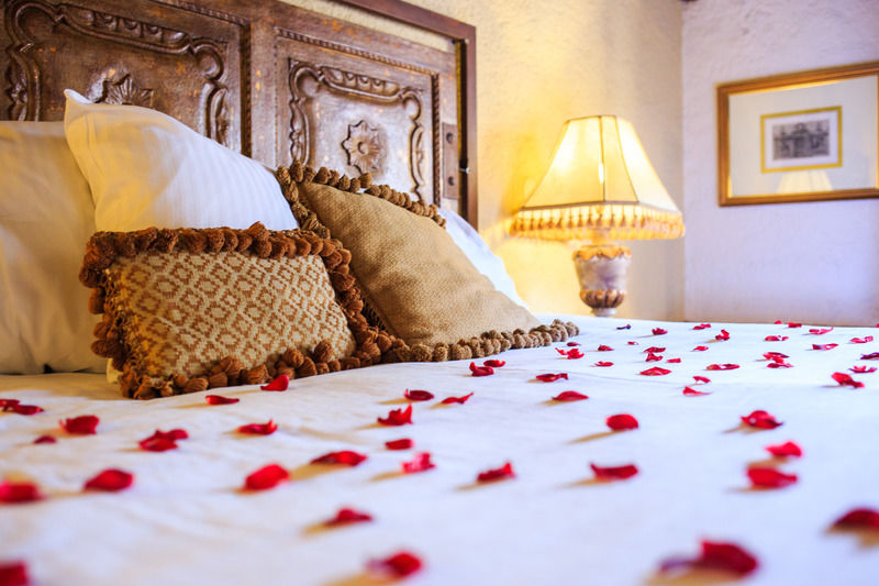 Hotel Lo De Bernal Antigua Bagian luar foto