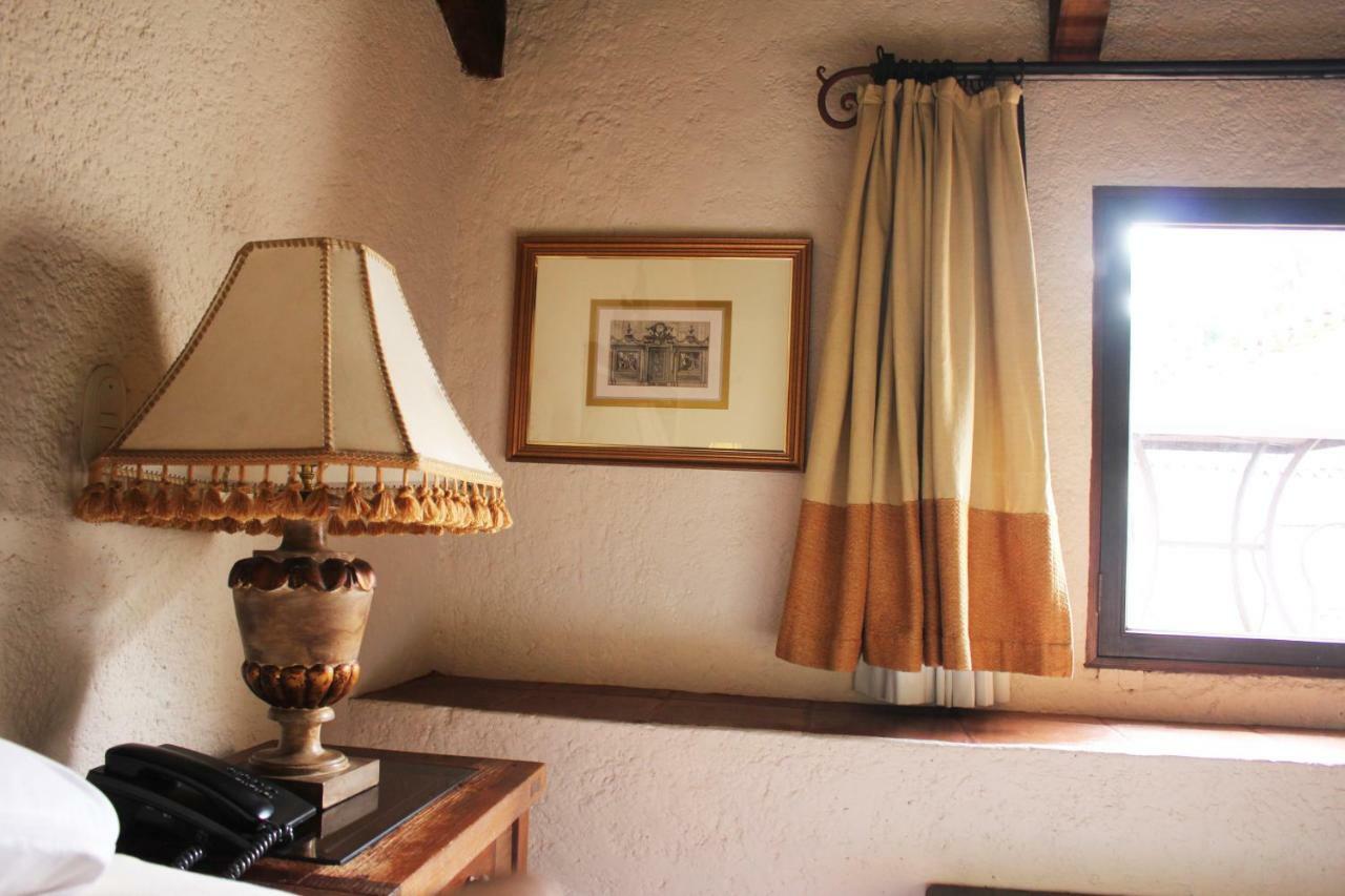 Hotel Lo De Bernal Antigua Bagian luar foto