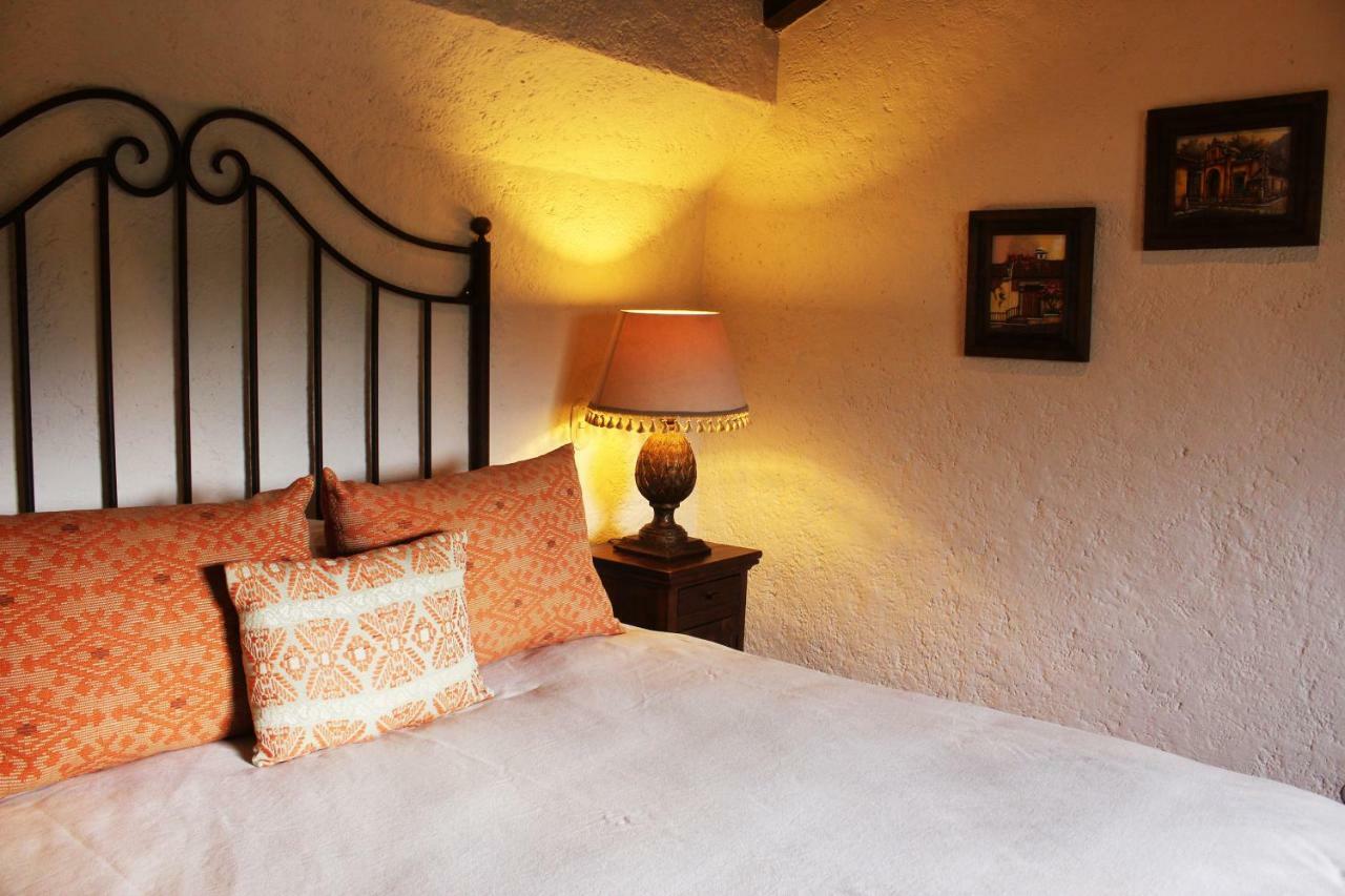 Hotel Lo De Bernal Antigua Bagian luar foto